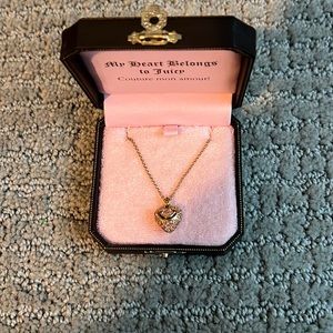 Juicy couture heart necklace